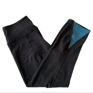 ♡ Beyond Yoga Capri Leggings